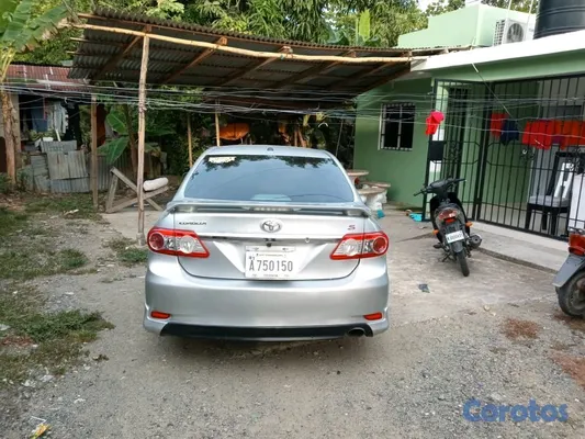 2012 Toyota Corolla — foto 2 / 6