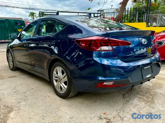2012 Toyota Corolla — foto 3 / 6
