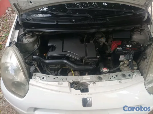 2015 Toyota Passo — foto 5 / 11