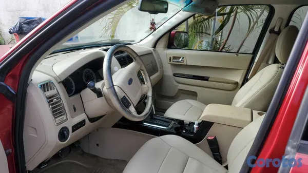 2008 Ford Escape — foto 8 / 10