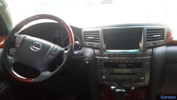 2009 Lexus Lx — foto 3 / 10