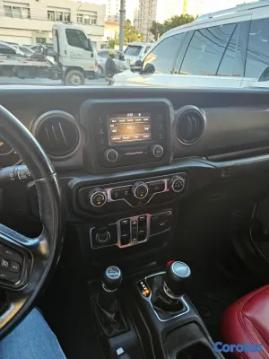 2020 Jeep Gladiator — foto 3 / 8
