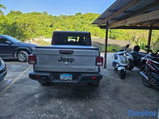 2020 Jeep Gladiator — foto 5 / 8