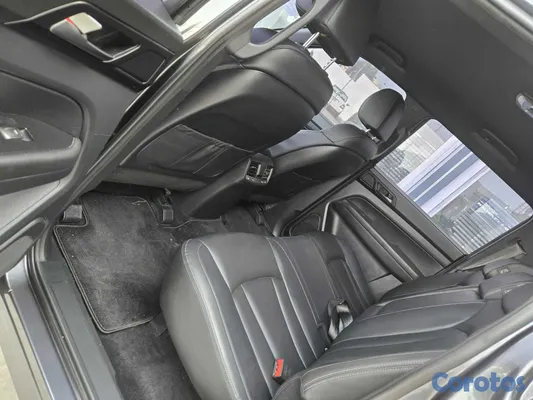 2021 KGM Rexton — foto 14 / 18