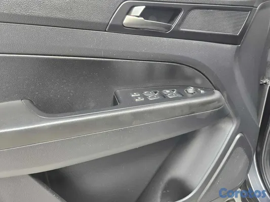 2021 KGM Rexton — foto 15 / 18