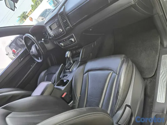 2021 KGM Rexton — foto 16 / 18