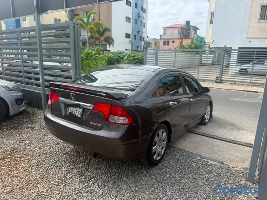 2010 Honda Civic — foto 8 / 10