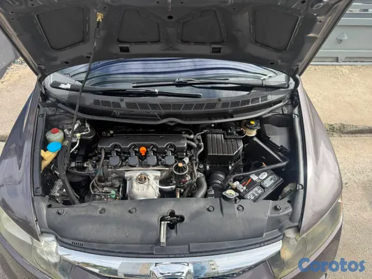 2010 Honda Civic — foto 10 / 10