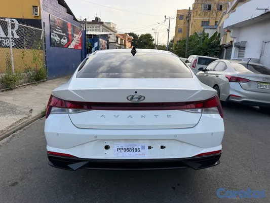 2021 Hyundai Avante — foto 8 / 9