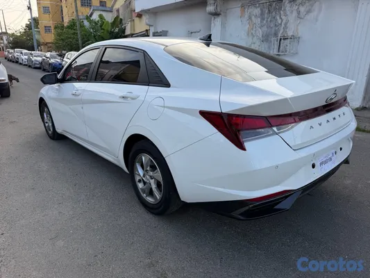 2021 Hyundai Avante — foto 9 / 9