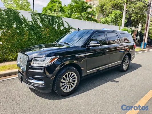 2020 Lincoln Navigator — foto 5 / 10