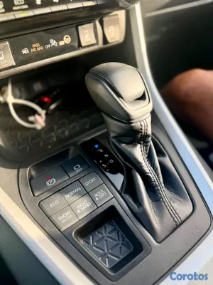2023 Toyota Rav-4 — foto 7 / 11