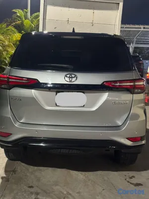 2023 Toyota Fortuner — foto 8 / 10