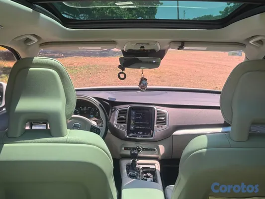 2017 Volvo Xc90 — foto 7 / 12