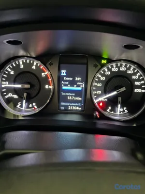 2022 Toyota Hilux — foto 8 / 8