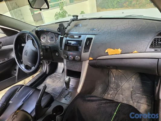 2008 Hyundai Sonata — foto 4 / 6