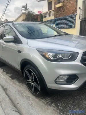 2019 Ford Escape — foto 3 / 10
