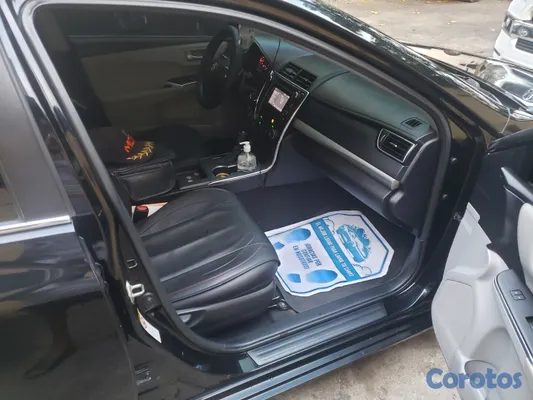 2015 Toyota Camry — foto 7 / 10