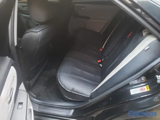 2015 Toyota Camry — foto 9 / 10