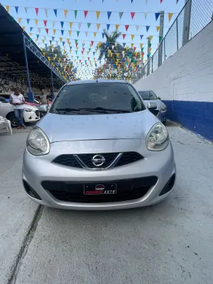 2014 Nissan March — foto 4 / 10