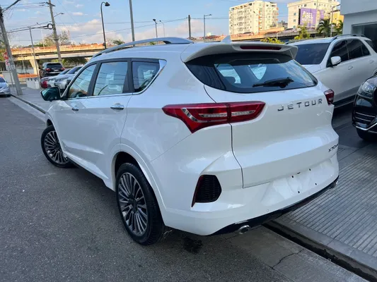 2025 Jetour X70 — foto 3 / 10