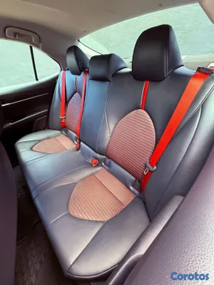 2021 Toyota Camry — foto 9 / 12