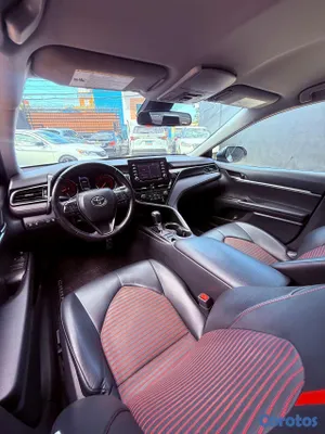 2021 Toyota Camry — foto 10 / 12