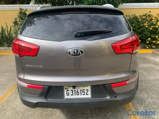 2015 Kia Sportage — foto 4 / 8