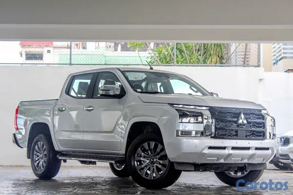 2026 Mitsubishi L200 — foto 8 / 9