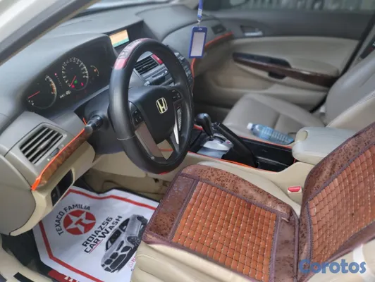 2010 Honda Accord — foto 3 / 8