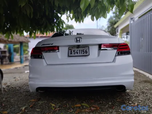 2010 Honda Accord — foto 5 / 8