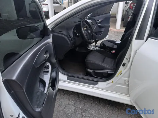 2013 Toyota Corolla — foto 3 / 13