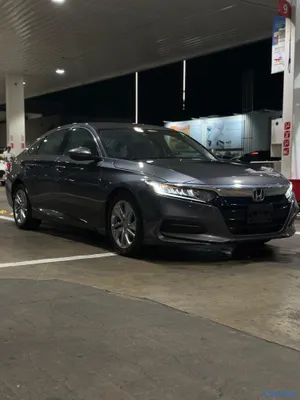 2020 Honda Accord — foto 14 / 20