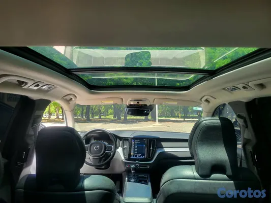 2019 Volvo Xc60 — foto 8 / 12