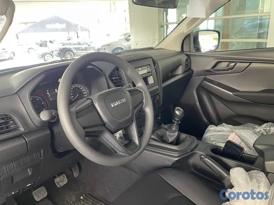 2027 Isuzu Dmax — foto 7 / 10