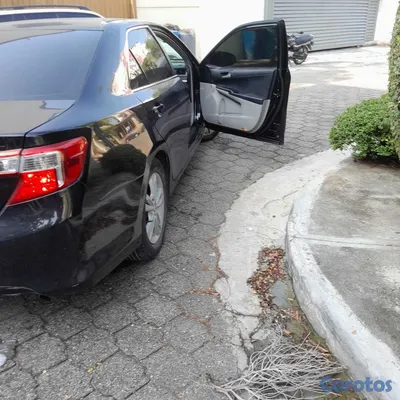 2012 Toyota Camry — foto 2 / 8
