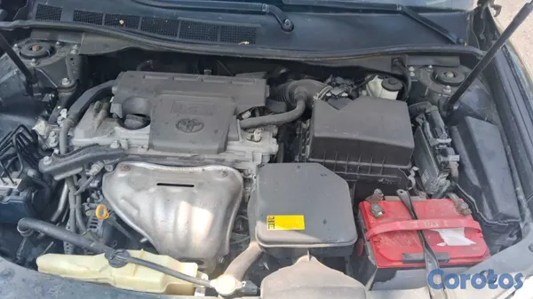 2012 Toyota Camry — foto 5 / 8