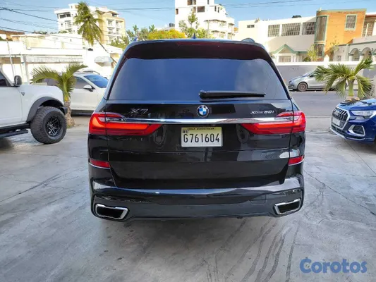 2017 BMW Serie X — foto 3 / 10