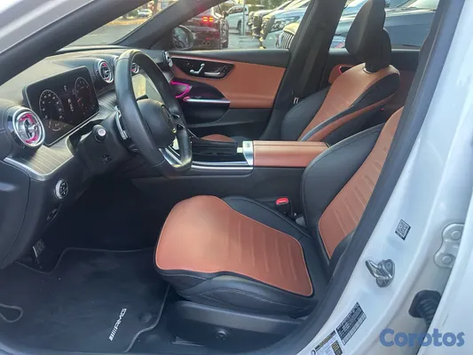 2023 Mercedes-Benz Mercedes Benz C300 AMG — foto 9 / 11