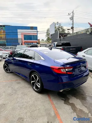 2021 Honda Accord — foto 9 / 16