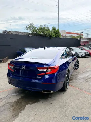 2021 Honda Accord — foto 10 / 16