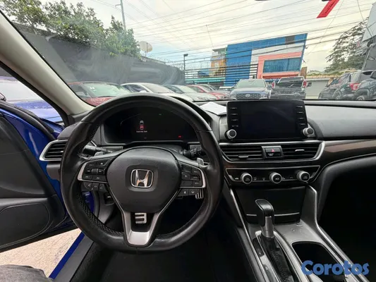 2021 Honda Accord — foto 12 / 16