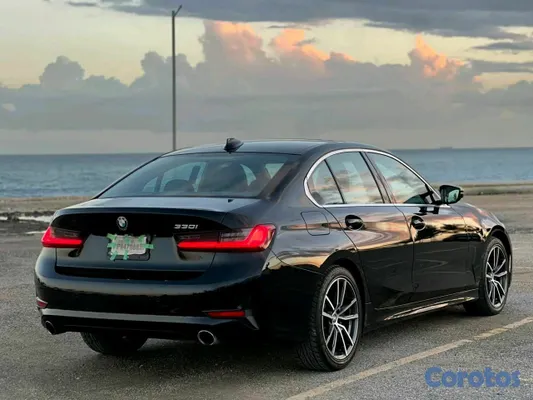 2020 BMW Serie 3 — foto 3 / 6