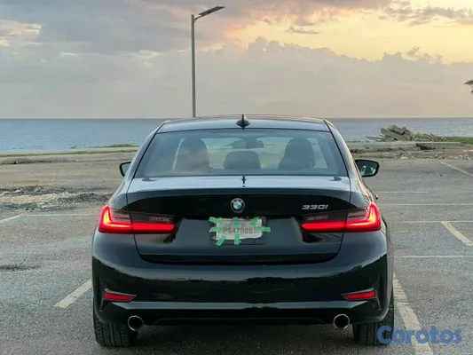 2020 BMW Serie 3 — foto 5 / 6