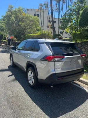 2021 Toyota Rav-4 — foto 3 / 10