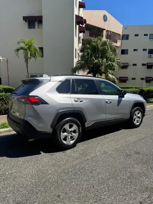 2021 Toyota Rav-4 — foto 5 / 10