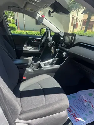 2021 Toyota Rav-4 — foto 7 / 10