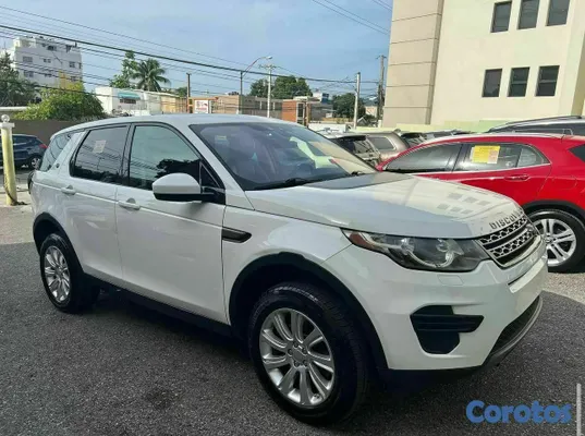 2017 Land Rover Discovery — foto 2 / 9