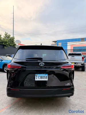 2021 Toyota Sienna — foto 5 / 12