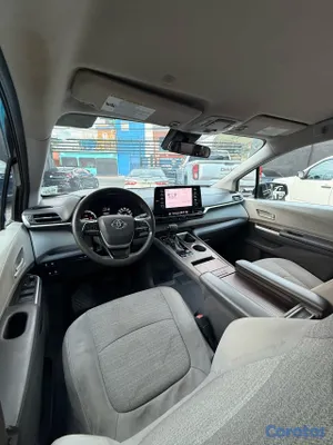 2021 Toyota Sienna — foto 8 / 12